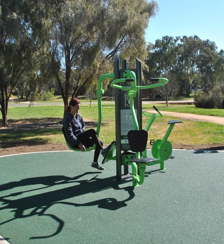 Loddon_Wedderburn fitness equipment no crowd